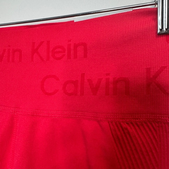 Bundle Calvin Klein Performance Seamless Ribbed Shorts - Picture 15 of 16